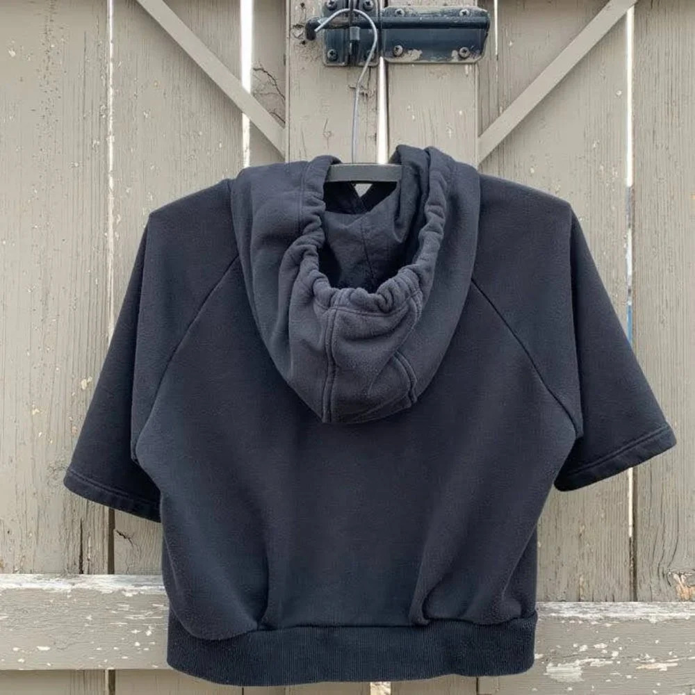 3 FOR $25 ADIDAS CROP TOP HOODIE WITH STRINGS MEDIUM - Picture 3 of 5